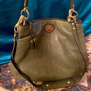 Coach Hamptons Hobo- XL